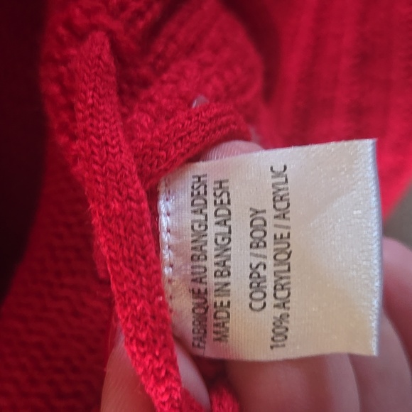 Off the shoulder sweater - Picture 7 of 8